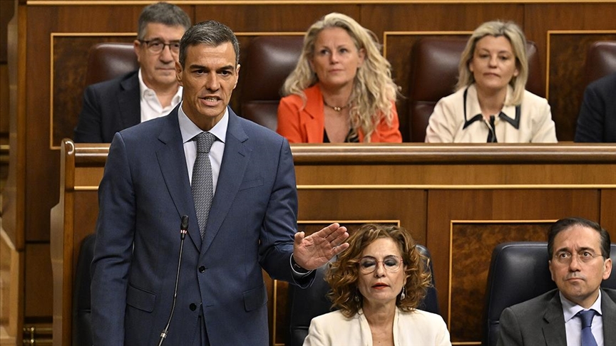 İspanya Başbakanı: İsrail, Lübnan'a Gazze'dekiyle 'aynı yıkım' yapmak istiyor